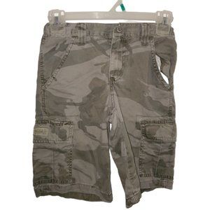 Boys VF Jeanswear Tan cargo camo shorts M 8